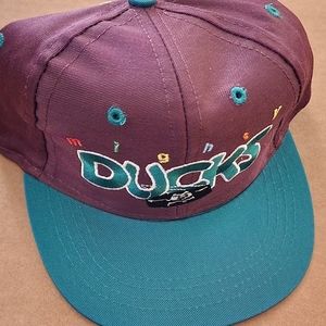 MIGHTY DUCKS ORIGINAL LOGO HIGH QUALITY STITCHED INFANT BABY ELASTIC ADJ…